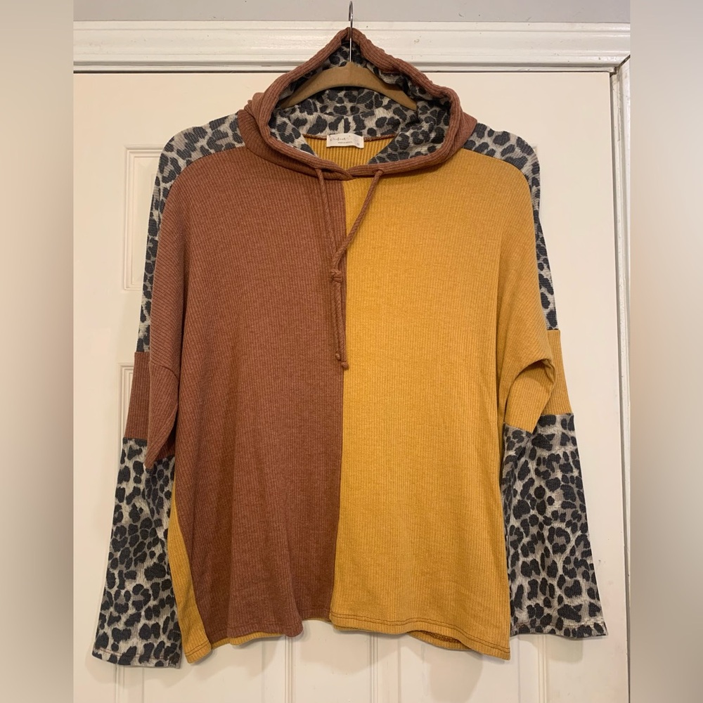 Perfect Peach Ribbed Pullover Brown Cheetah 2X Hoodie.     2629